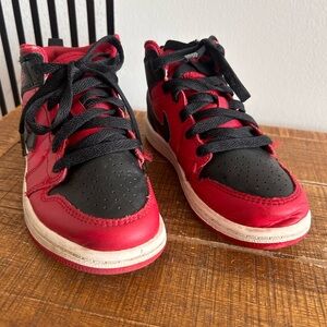 Nike Kids Red and Black Sneakers